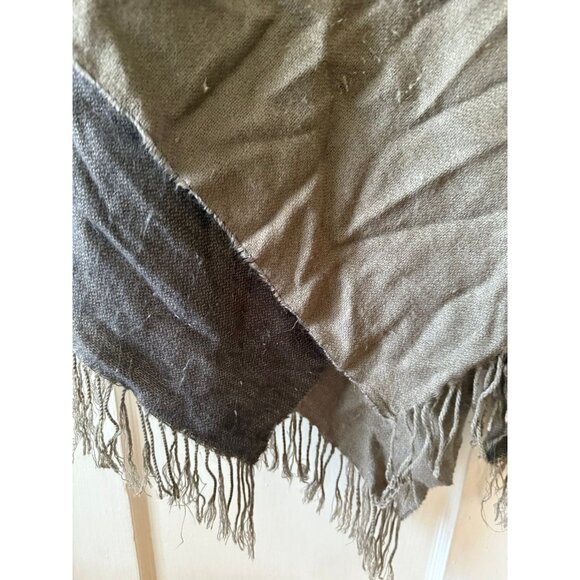 Croft & Barrow one size multiple gray color poncho - Picture 9 of 11